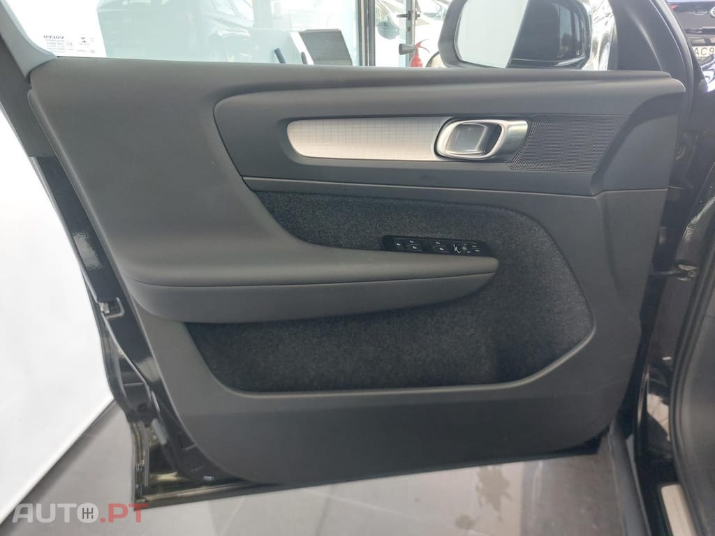 Volvo XC40 1.5 T5 PHEV Inscription Expression