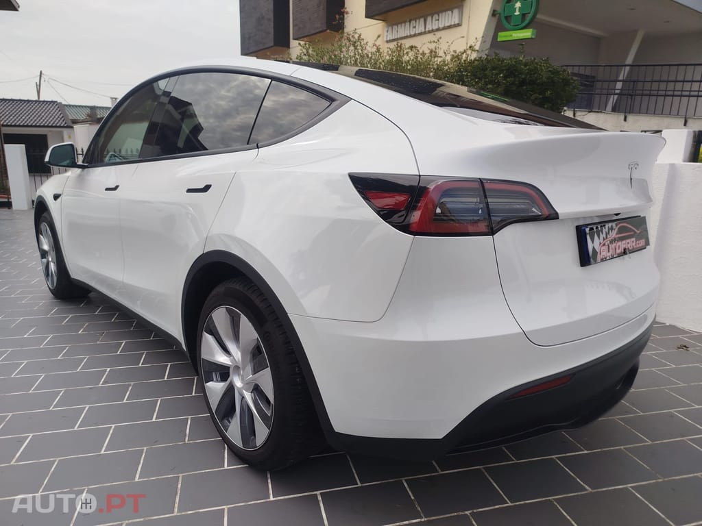 Tesla Model Y Tração Traseira