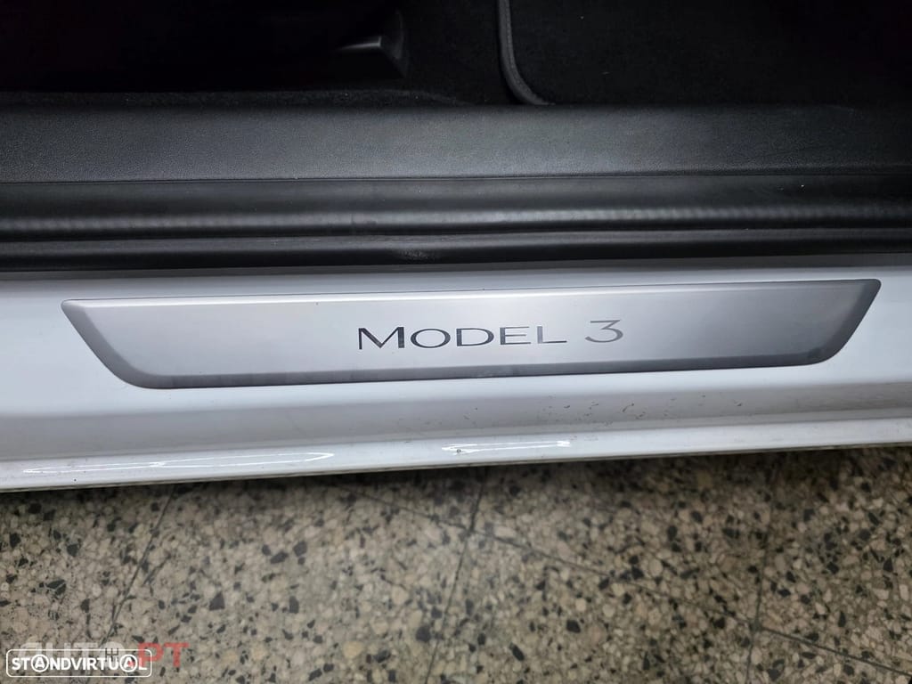 Tesla Model 3 Long Range AWD Dual Motor