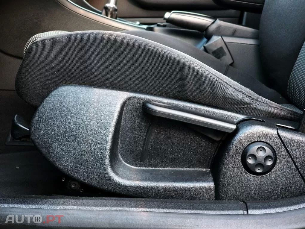 Audi A4 2.0 TDI S-line