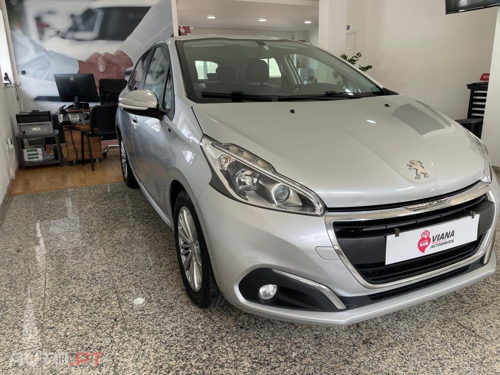 Peugeot 208 1.6 BlueHDi Style