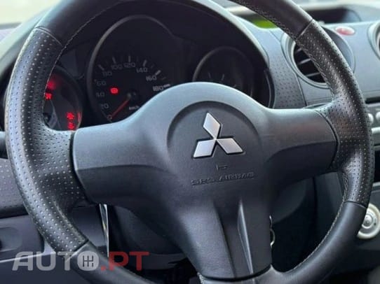 Mitsubishi Colt Z30