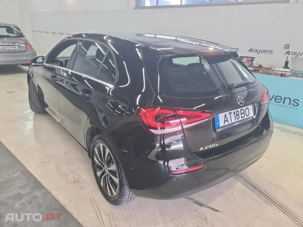 Mercedes-Benz A 250 e Style Plus