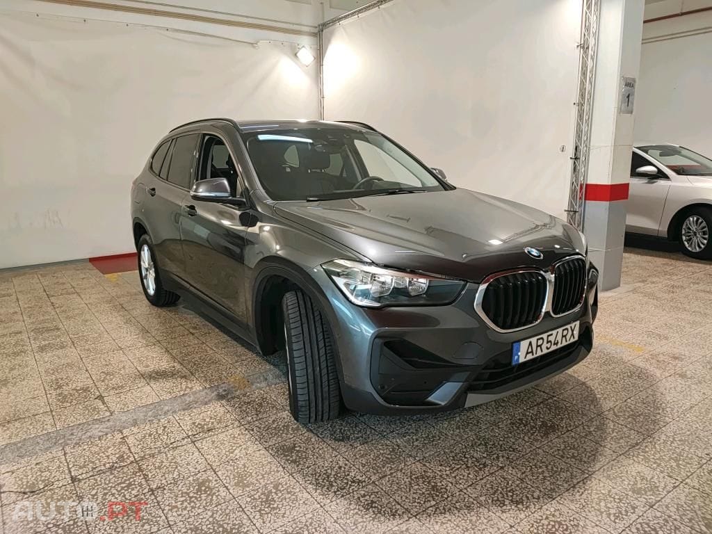 BMW X1 16 d sDrive Pack Essence Auto