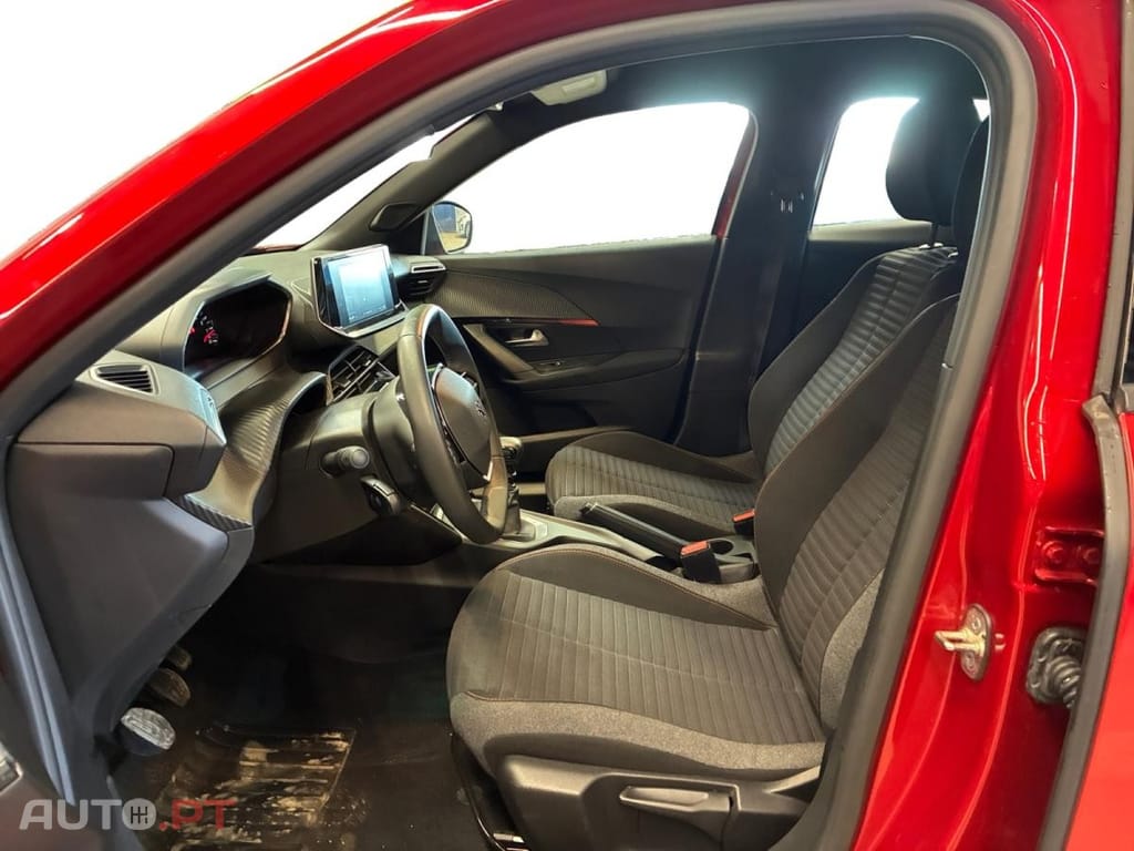 Peugeot 2008 1.2 PureTech Active Pack