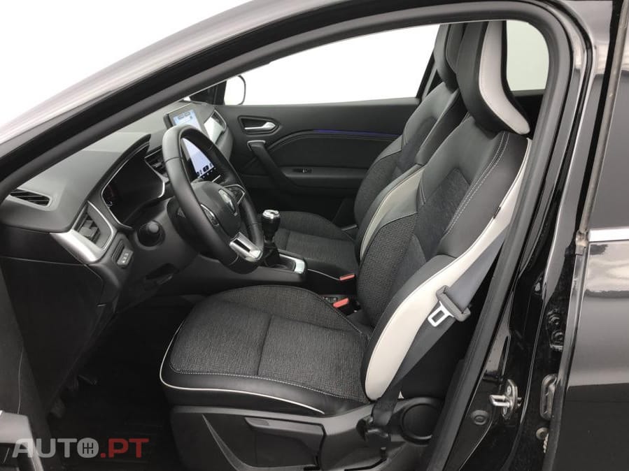 Renault Captur 1.3 Hybrid Techno