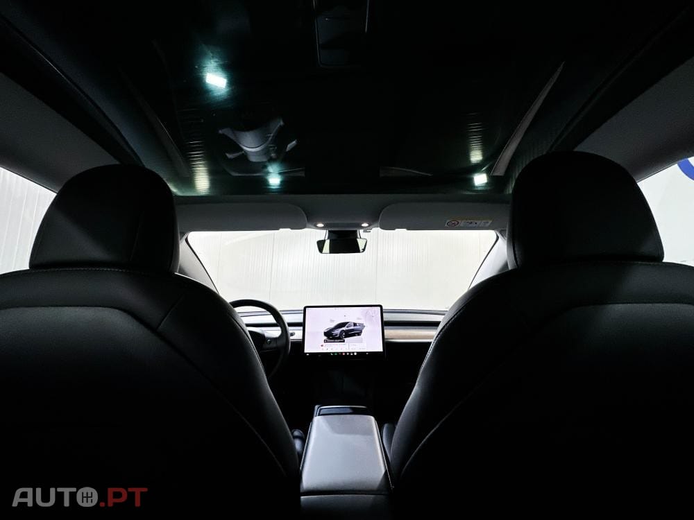Tesla Model 3 Long Range AWD Dual Motor