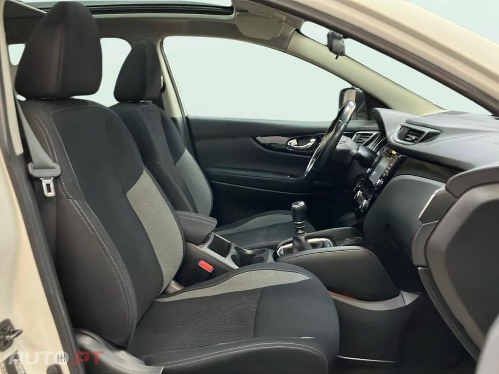 Nissan Qashqai Acenta Connect