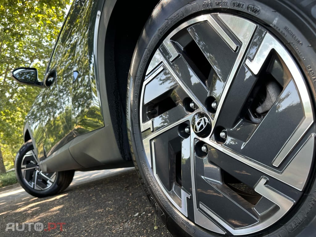 Hyundai Tucson 1.6 T-GDI HEV Vanguard+Hyundai Smart Sense+