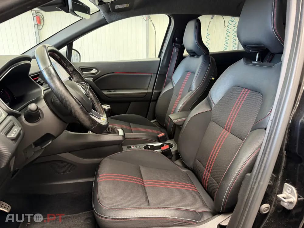 Renault Captur 1.0 TCe RS Line