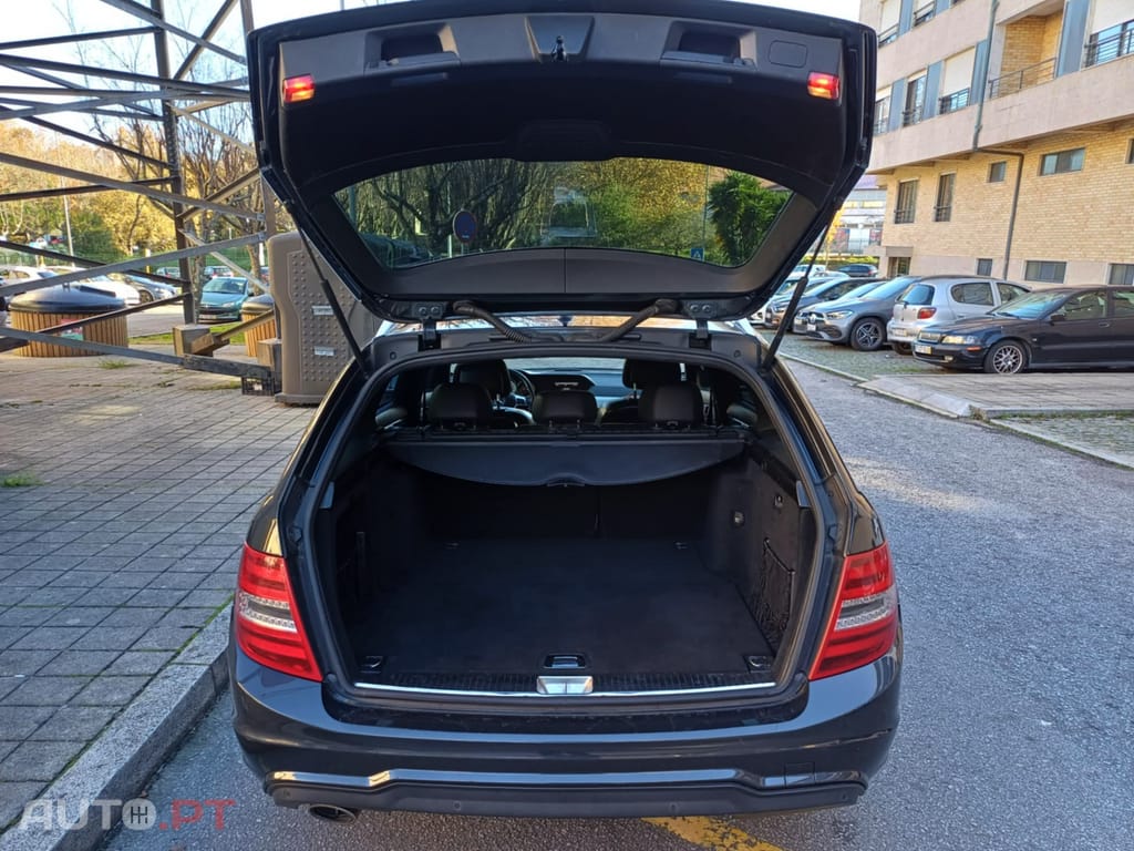Mercedes-Benz C 220 CDI 170cv cx automatica Nacional