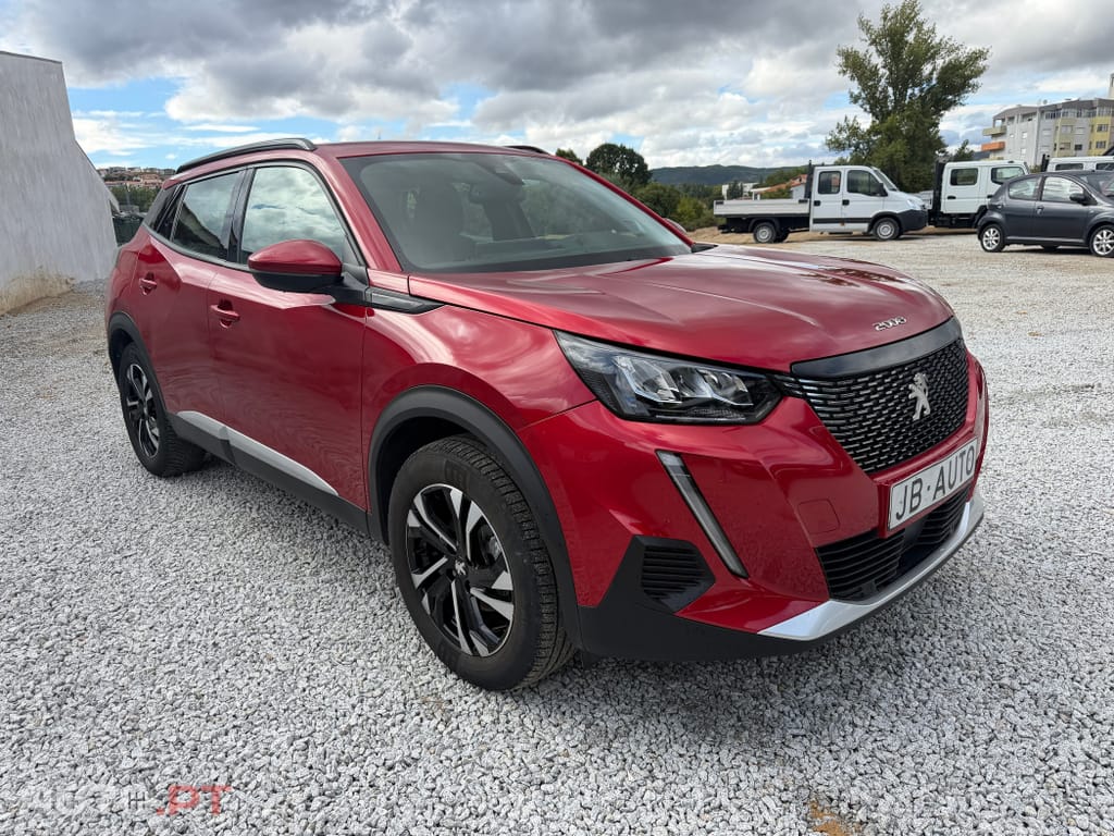 Peugeot 2008 1.2 PureTech Allure