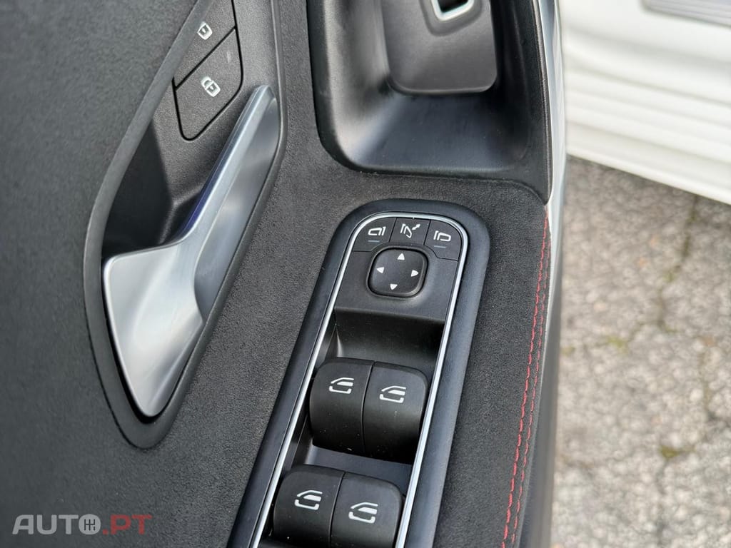 Mercedes-Benz A 250 e AMG Line