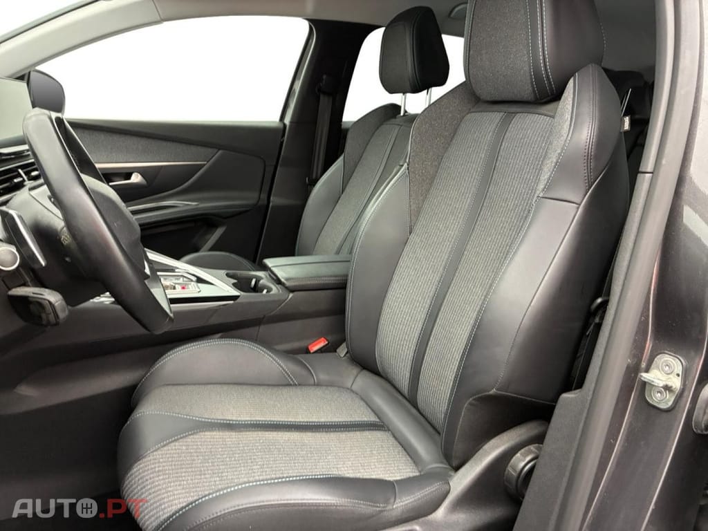 Peugeot 3008 1.6 Hybrid Allure Pack e-EAT8