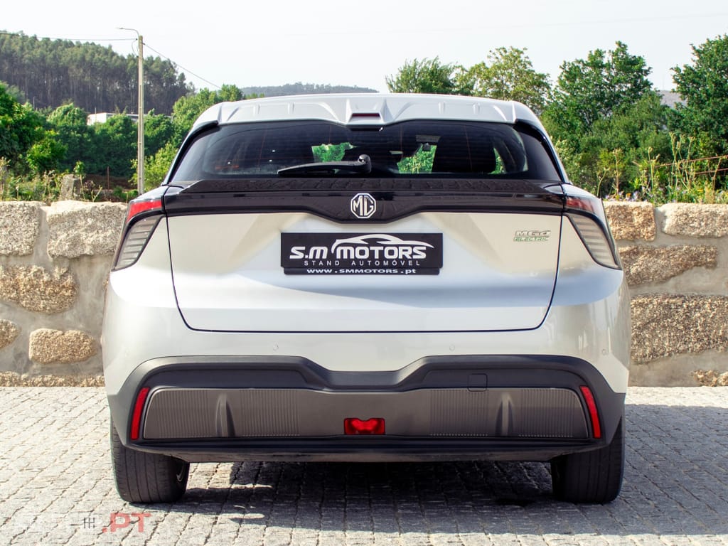 MG MG4 51 kWh Standard