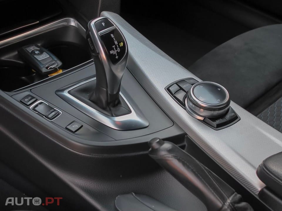 BMW 320 d Touring Auto Pack M