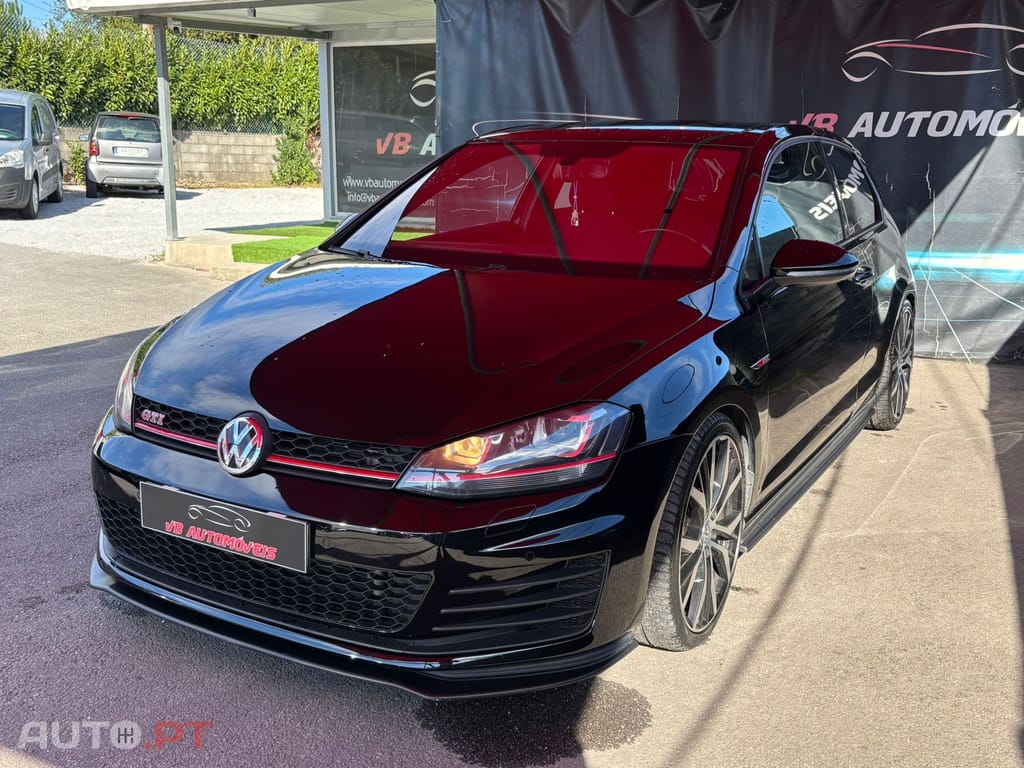 Volkswagen Golf 2.0 TSi GTi DSG Performance