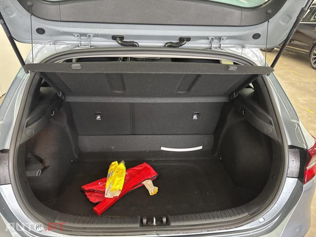 Kia Ceed 1.6 CRDi SX