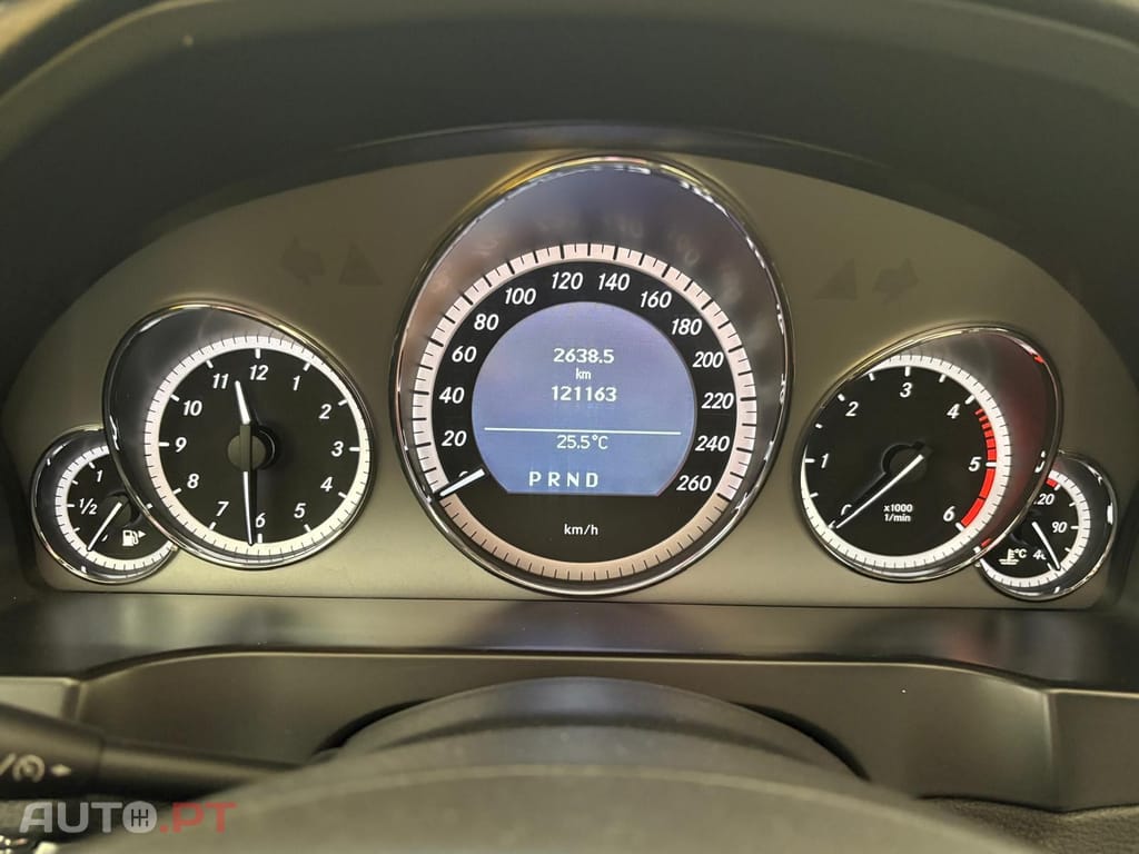 Mercedes-Benz E 250 CDi Elegance BlueE.Auto