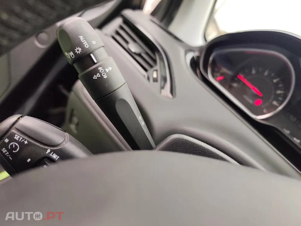 Peugeot 208 1.2 PureTech Active