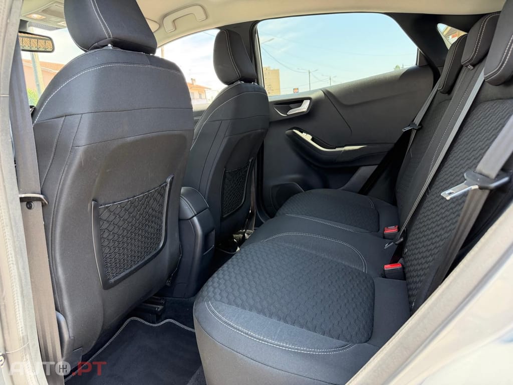 Ford Puma 1.0 EcoBoost MHEV Titanium Design