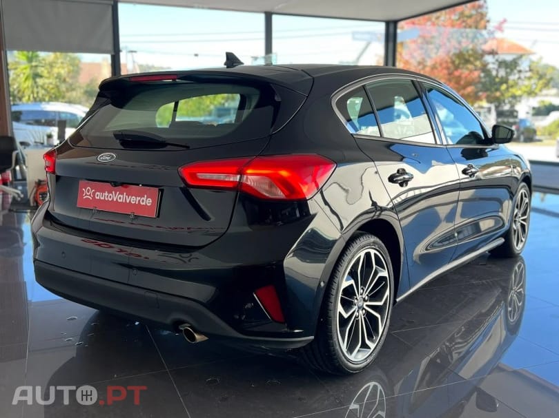 Ford Focus 1.0 EcoBoost S&S ST-LINE