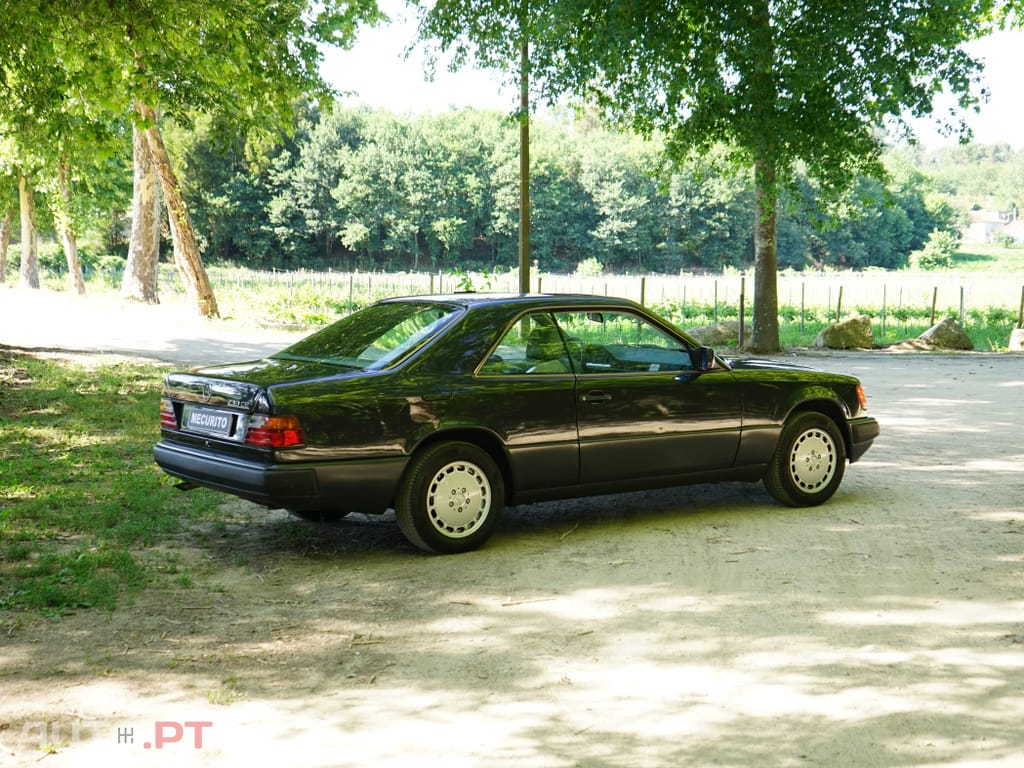 Mercedes-Benz 230 CE w124