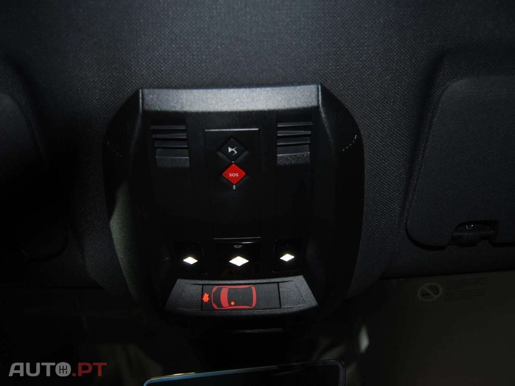 DS DS7 E-Tense Performance Line
