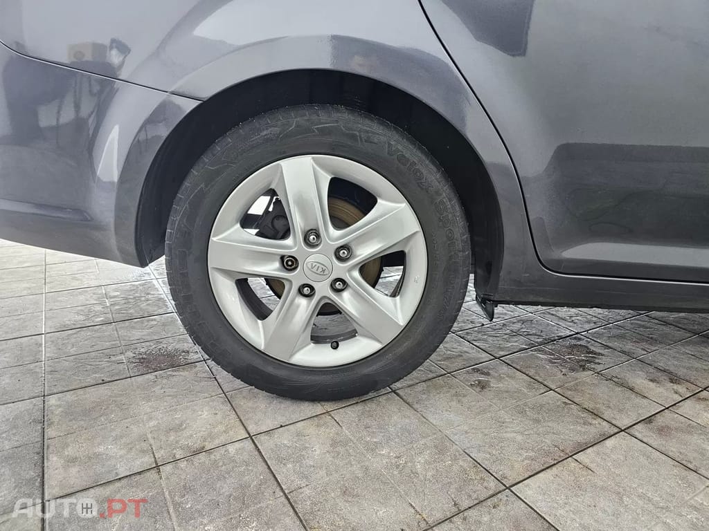 Kia Ceed SW 1.4 CVVT EX ISG