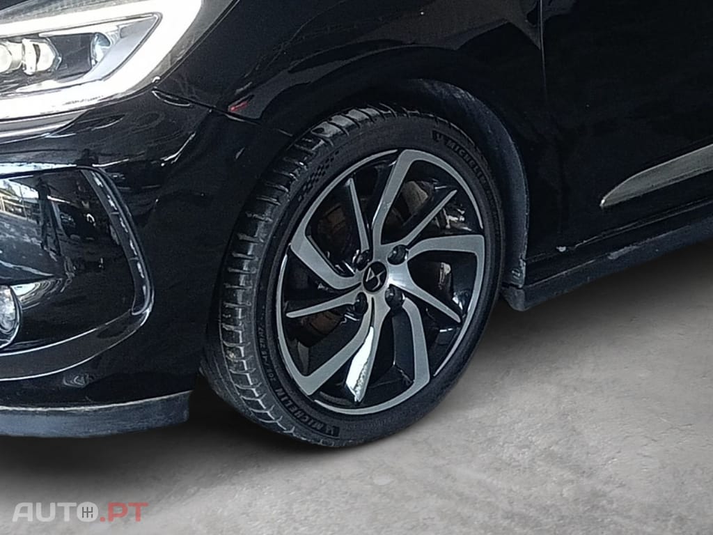 DS DS3 PureTech 130 Start & Stop SportChic