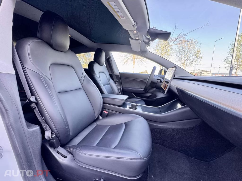 Tesla Model 3 Standard Range Plus RWD