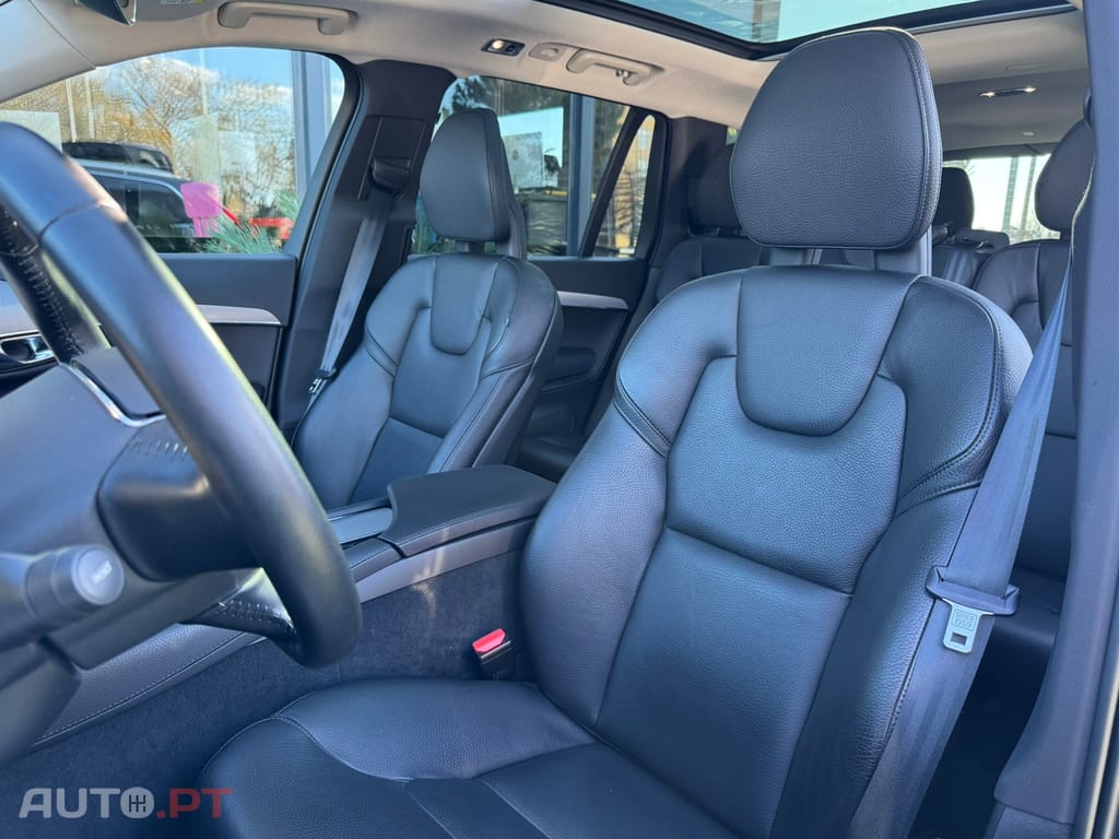 Volvo XC90 2.0 T8 PHEV Inscription Expression AWD