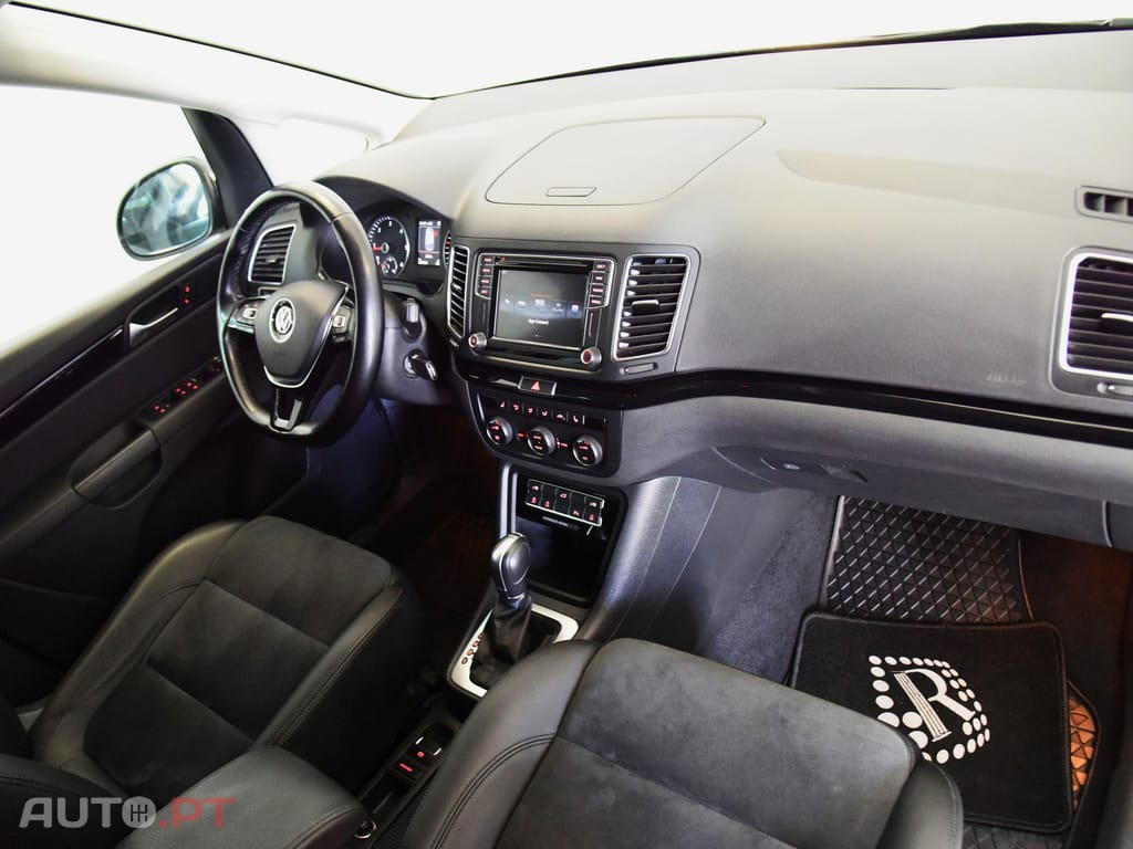 Volkswagen Sharan 2.0 TDI Highline DSG