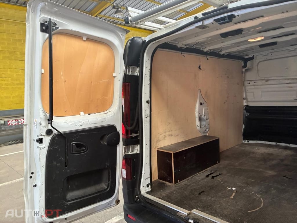 Renault Trafic 2.0 Blue dCi L1H1 EDC