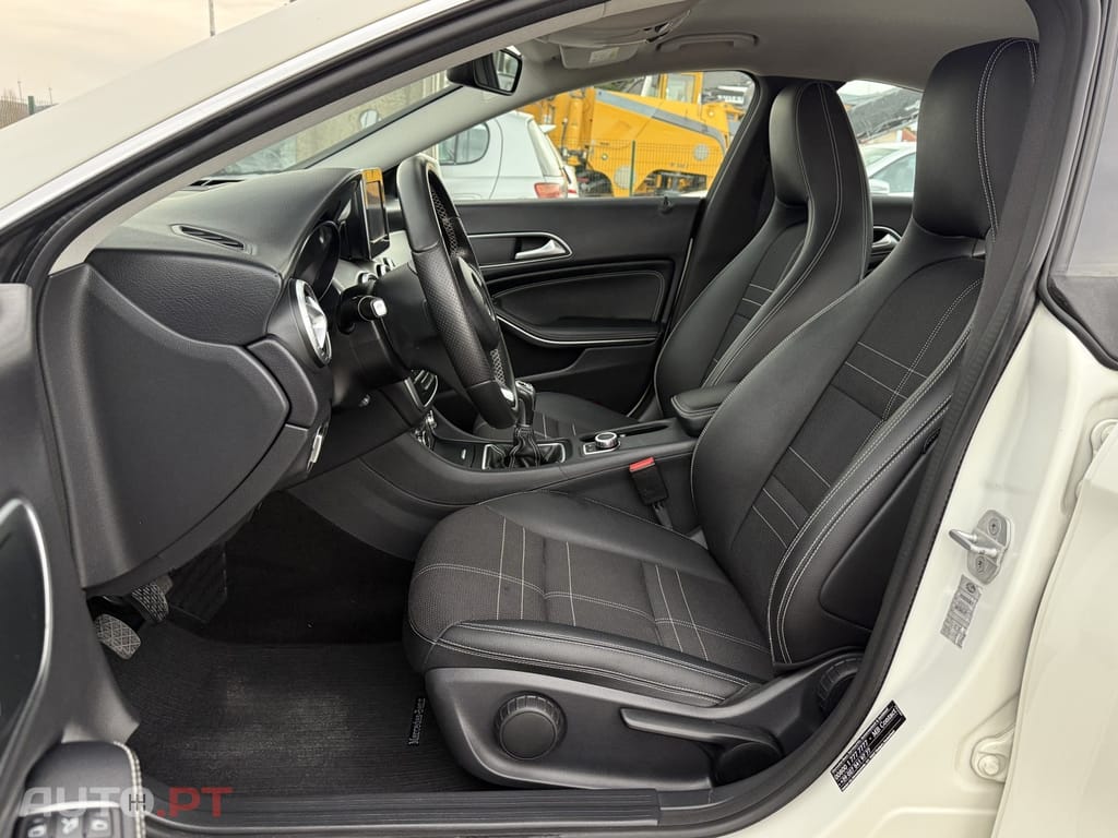 Mercedes-Benz CLA 180 d Urban