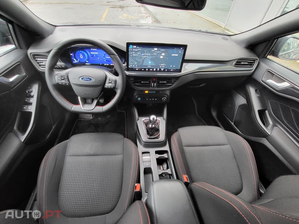 Ford Focus 1.0 EcoBoost MHEV ST-Line X
