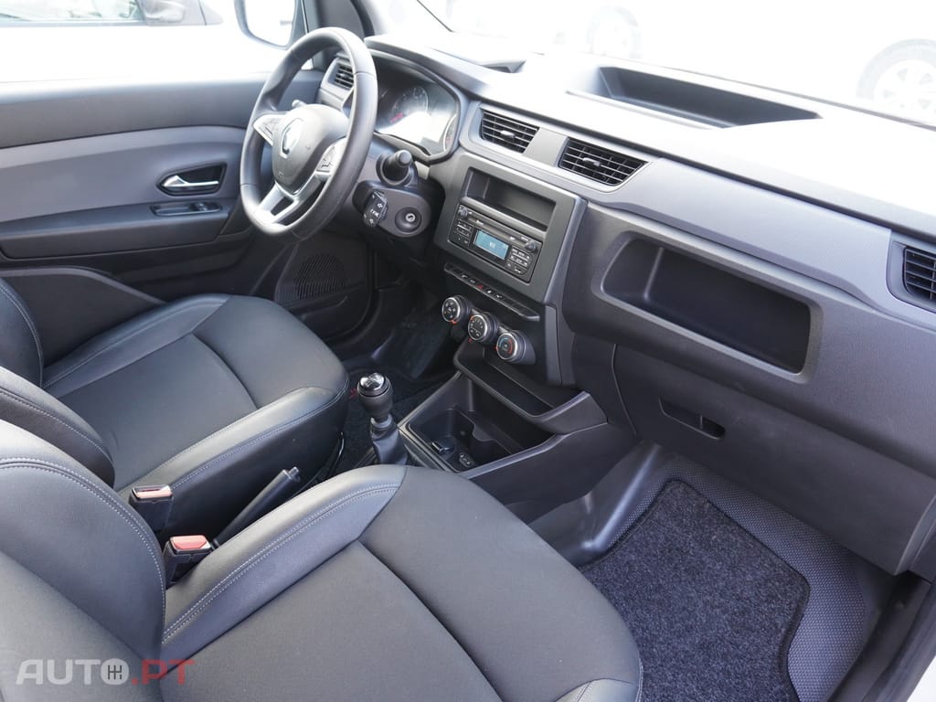 Renault Express 1.5 Blue dCi Advance — fotografia 7