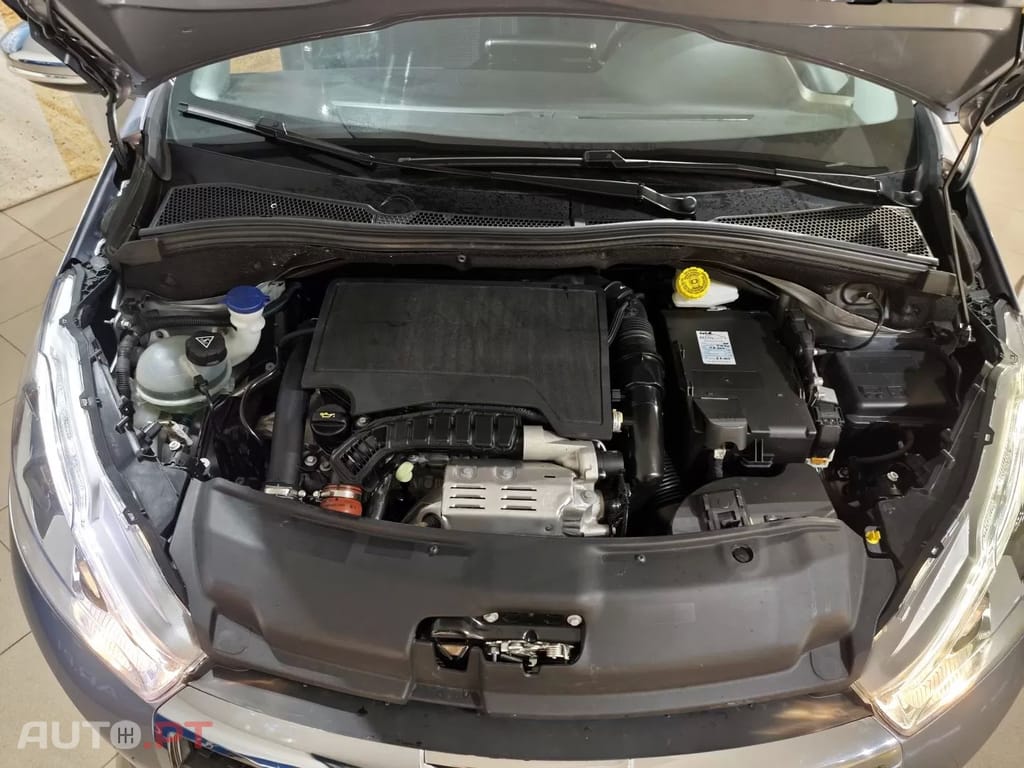 Peugeot 208 PureTech 110 Stop & Start EAT6 Tech Edition
