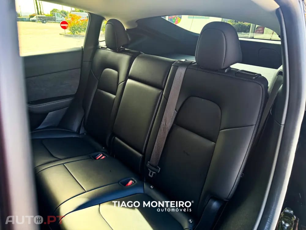 Tesla Model Y Tração Traseira