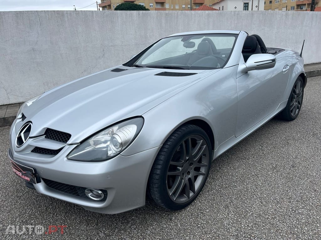 Mercedes-Benz SLK 200 Outro