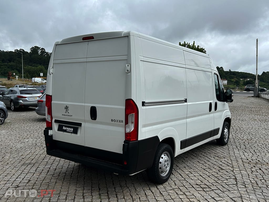 Peugeot Boxer 2.2 BlueHDi 333 L2 CD