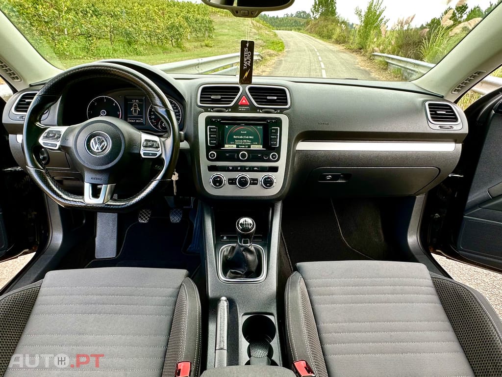 Volkswagen Scirocco 2.0TDI 140cv