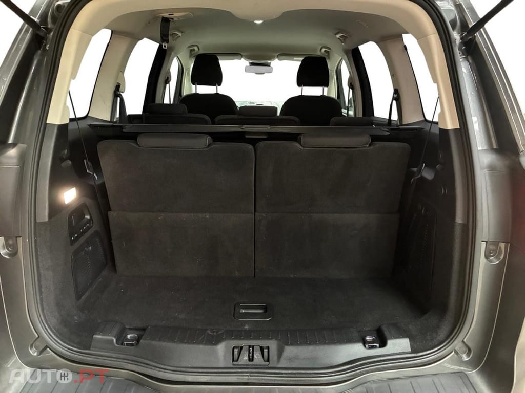 Ford Galaxy 2.5 FHEV Titanium