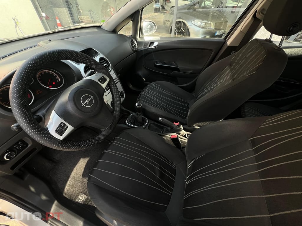 Opel Corsa 1.2 Cosmo