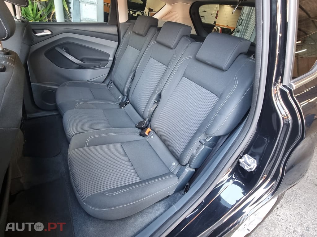 Ford C-Max 1.0 SCTi Titanium