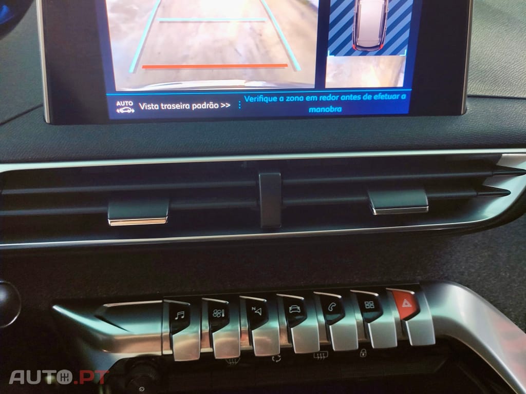 Peugeot 3008 1.2 PureTech Allure Grip Control EAT6