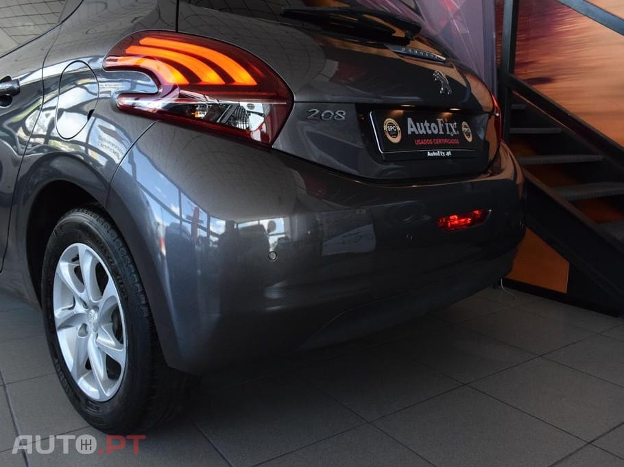 Peugeot 208 1.5 BlueHDi Signature