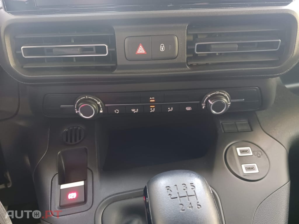 Peugeot Partner 1.5 BlueHDi Pro Standard Plus