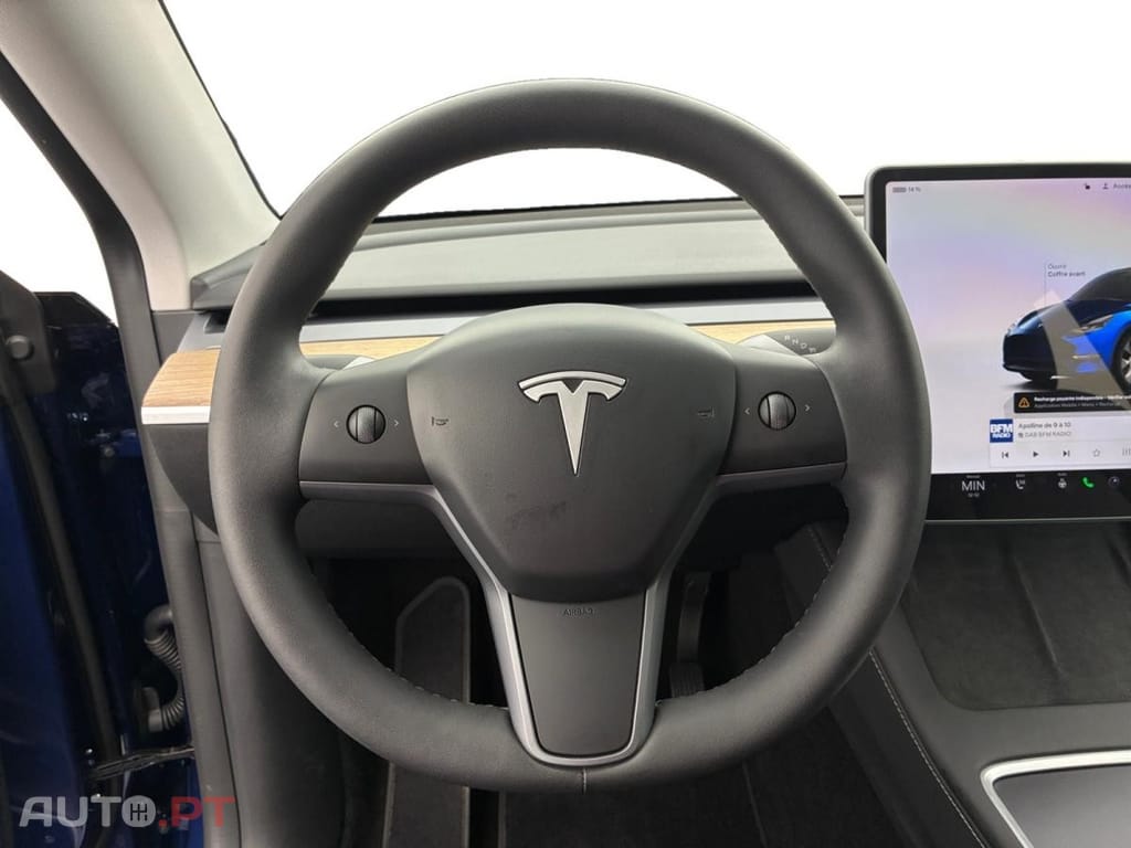 Tesla Model Y Long Range Dual Motor AWD