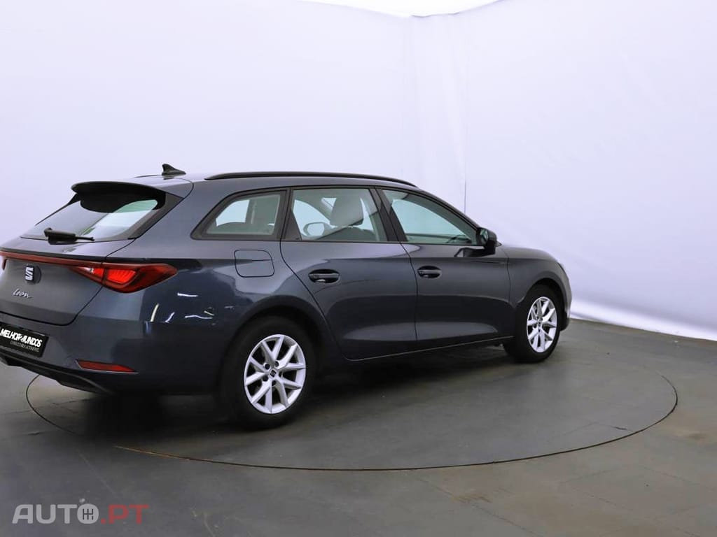 Seat Leon Sportstourer 1.5 eTSI Reference DSG